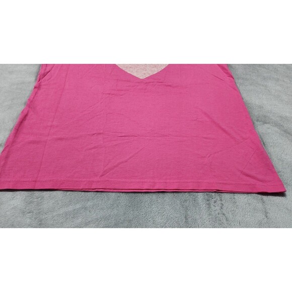 Victoria's Secret Small PINK Heart Campus Ivy T-Shirt NWT - Picture 6 of 9